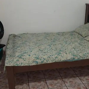 Quitinete No Centro No Segundo Andar Proxima A Rua Pedras Casa de Férias Búzios