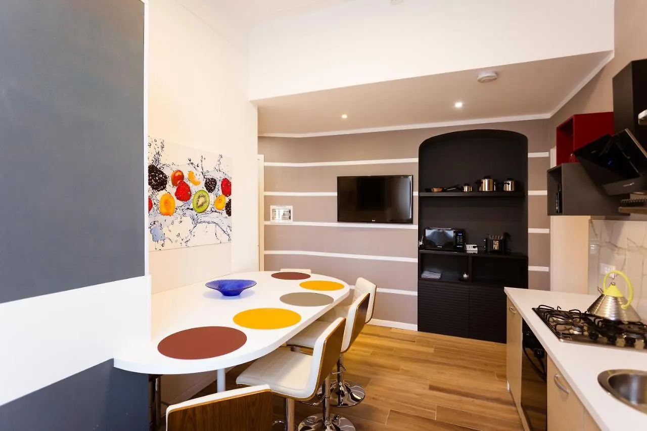 Apartments&Suites 5 Terre La Spezia Apartment